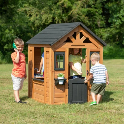 DWW Backyard Outdoor Playhouse with Kitchen (1)