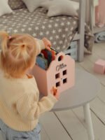 Nursery Storage for Books (4)