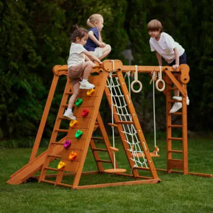Outdoor jungle gym