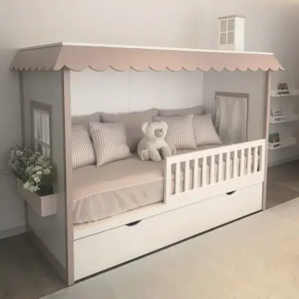 Floor Bed with Storage
