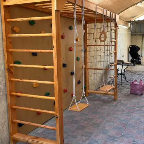 Indoor monkey bar